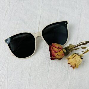 New Gentle Monster Flatba “My Ma” Black Sunglasses